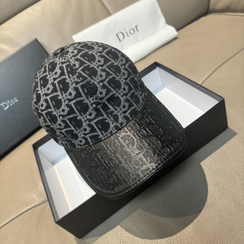 Dior New Retro Couple Old Flower Splice Leather Baseball Hat