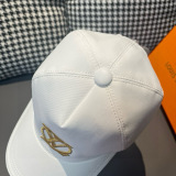 Louis Vuitton New Classic Couple Gold Embroidered Logo Versatile Baseball Hat