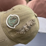 Moncler New High Street Hole Baseball Hat Versatile Duck Tongue Hat