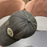 Moncler New High Street Hole Baseball Hat Versatile Duck Tongue Hat