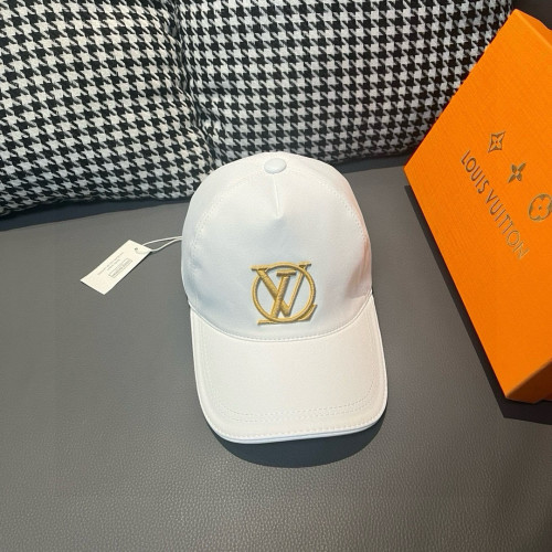 Louis Vuitton New Classic Couple Gold Embroidered Logo Versatile Baseball Hat