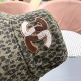 Chanel New Retro Versatile Leopard Pattern Basin Hat Fisherman's Hat