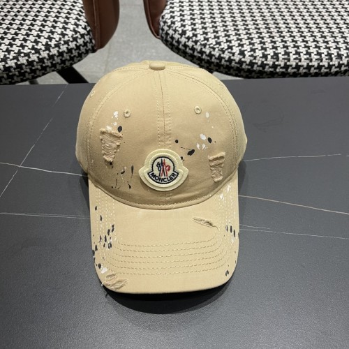 Moncler Classic Personalized Punch Baseball Hat Unisex Versatile Duck Tongue Hat