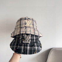 Louis Vuitton New Couple Retro Plaid Fisherman's Hat