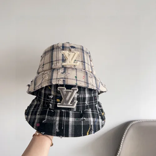 Louis Vuitton New Couple Retro Plaid Fisherman's Hat