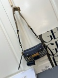 Dior Classic Embroidered Shoulder Strap Flip Shoulder Cross Bag Size: 24x12.5x5 CM