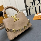 Louis Vuitton Capucines Mini Leather Shoulder Handbag Size: 21x14x8 CM