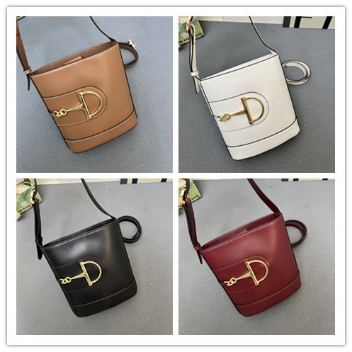 Gucci 73 Series Mini Horseclip Bucket Bag Shoulder Bag Size: 18.5 × 20 × 8.5 CM