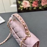 Chanel Classic Logo Hollow Flip Sheepskin Chain Crossbody Bag Size: 19.5 CM