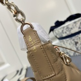 Dior Mini Vertical Toujours Leather Tote Bag Shopping Bag Diagonal Cross Bag Size: 13x15x12 CM