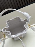 Dior Fashion Elegant Sheepskin Bucket Bag Size: 20x24x9 CM