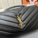 Yves Saint Laurent Classic Knitted Sheepskin Handbag Size: 29 × 17 × 8 CM