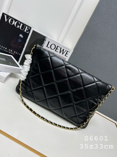 Chanel Classic Lingge Chain Crossbody Bag Size:35x33 CM