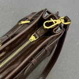 Prada Lus Solf Hand Bag Fashion Messenger Bag Size:26*14*12CM