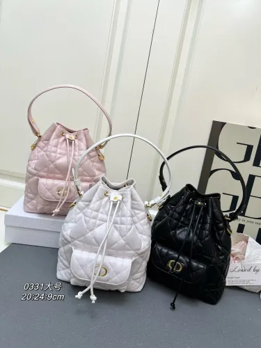 Dior Fashion Elegant Sheepskin Bucket Bag Size: 20x24x9 CM