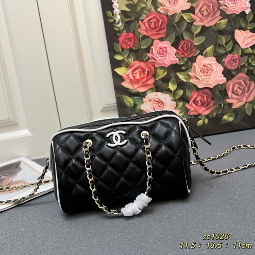 Chanel Classic Double C Diamond Grid Chain Bag Bowling Bag Size: 11.5x18.5x11 CM