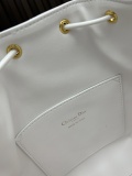 Dior Fashion Elegant Sheepskin Bucket Bag Size: 20x24x9 CM