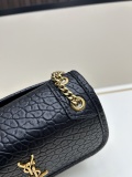 Yves Saint Laurent Mini Elephant Pattern Chain Crossbody Bag Size: 18 × 12.5 × 5 CM