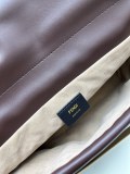 Fendi Classic Logo Flip Shoulder Bag Size: 26.5 × 18 × 8.5 CM