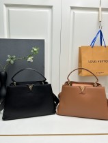 Louis Vuitton Classic Leather Shoulder Bag Size: 38x23x16CM