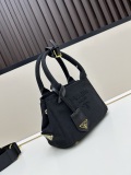Prada Fashion Elegant Linen Leather Tote Bag Crossbody Bag Size: 22x15x12 CM