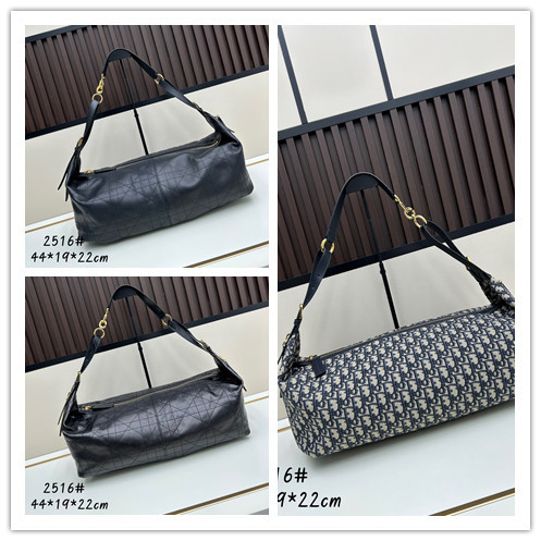 Dior New Fashion Stray Dumpling Bag Size: 44x19x22 CM