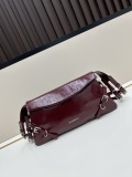 Givenchy Classic Shiny Leather Shoulder Bag Size: 33x15x9.5 CM
