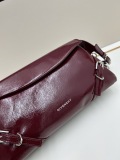 Givenchy Classic Shiny Leather Shoulder Bag Size: 33x15x9.5 CM