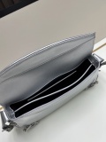 Givenchy Classic Shiny Leather Shoulder Bag Size: 33x15x9.5 CM