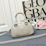 Dior New East West Mini Versatile Bowling Bag Vintage Crossbody Bag Size: 20.5x12x7 CM