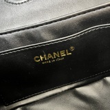 Chanel Classic Double C Retro Flip Sheepskin Handbag Crossbody Bag Size: 24x12 CM