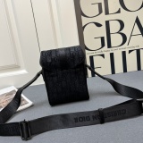 Dior Fashion Vertical Flip Messenger Bag Size: 13x20x7 CM