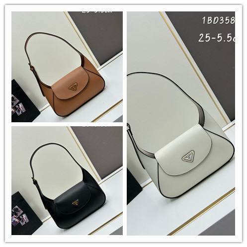 Prada New Elegant Flip Shoulder Bag Underarm Bag