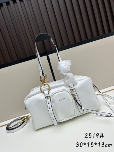 Prada New Retro Oil Wax Leather Shoulder Bag Handbag Size: 30x15x13 CM
