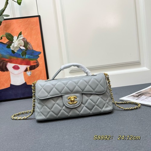 Chanel Classic Double C Retro Flip Sheepskin Handbag Crossbody Bag Size: 24x12 CM