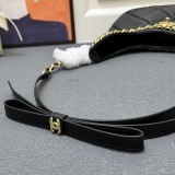 Chanel New Classic Lingge Knitted Sheepskin Handbag and Crossbody Bag Size: 26 CM