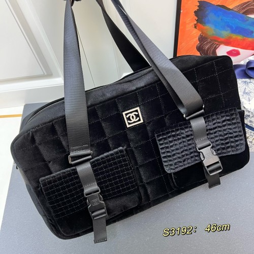 Chanel New Fashion Ski Collection Waterproof Shoulder Bag Size: 46 CM