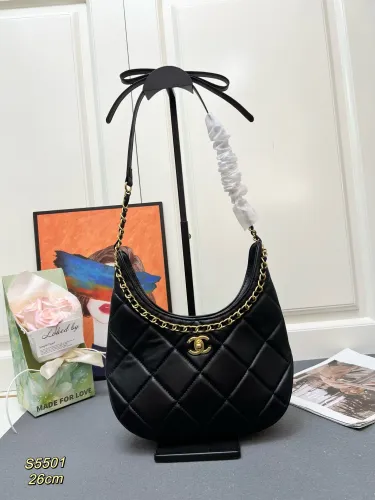 Chanel New Classic Lingge Knitted Sheepskin Handbag and Crossbody Bag Size: 26 CM