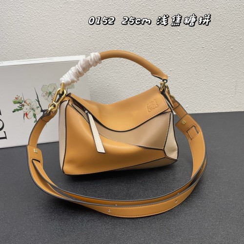 Loewe Puzzle Series Classic Puzzle Leather Handbag Crossbody Bag Size: 24 CM