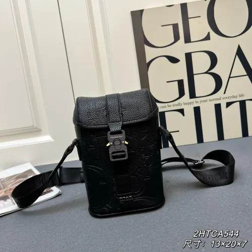 Dior Fashion Vertical Flip Messenger Bag Size: 13x20x7 CM