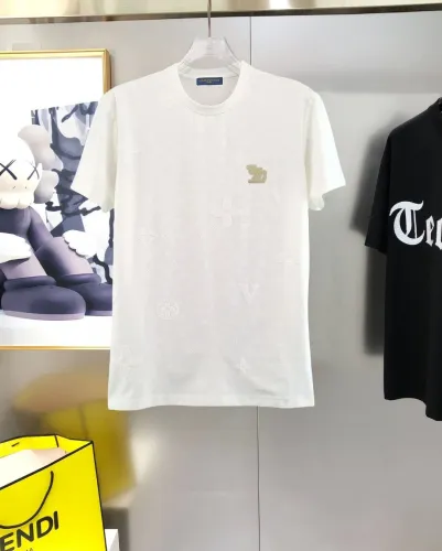 Louis Vuitton Classic Full Embroidered Logo T-shirt Unisex Versatile Round Neck Short Sleeve