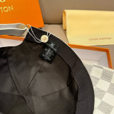 Louis Vuitton Classic Checkered Baseball Hat Unisex Four Seasons Versatile Duck Tongue Hat