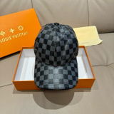 Louis Vuitton Classic Checkered Baseball Hat Unisex Four Seasons Versatile Duck Tongue Hat