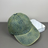 Louis Vuitton Retro Fashion Logo Embossed Baseball Hat Unisex Casual Duck Tongue Hat