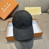 Louis Vuitton Classic Embossed Logo Baseball Hat Unisex Casual Duck Tongue Hat