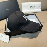 Dior New Personalized Embroidered Logo Baseball Hat Unisex Versatile Duck Tongue Hat