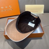 Louis Vuitton Classic Logo Baseball Hat Couple Casual Versatile Duck Tongue Hat