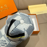 Louis Vuitton Classic Logo Baseball Hat Couple Casual Versatile Duck Tongue Hat