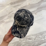 Louis Vuitton Fashion Embroidered Logo Baseball Hat Unisex Casual Versatile Duck Tongue Hat