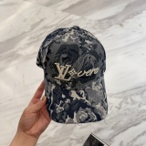 Louis Vuitton Fashion Embroidered Logo Baseball Hat Unisex Casual Versatile Duck Tongue Hat